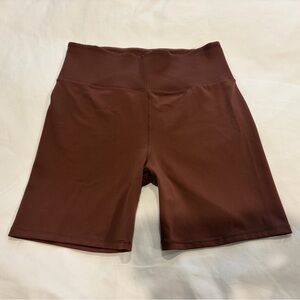 Vuori Women's Chocolate Bike Shorts